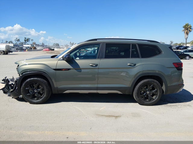 2025 Volkswagen Atlas 2.0t Peak Edition მანქანა იყიდება აუქციონზე, vin: 1V2CR2CA2SC500616, აუქციონის ნომერი: 46229555