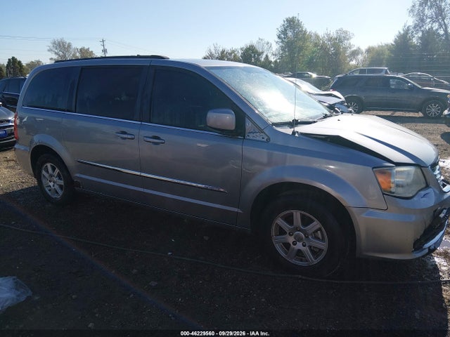 Продаж на аукціоні авто 2013 Chrysler Town & Country Touring, vin: 2C4RC1BG7DR555182, номер лоту: 46229560
