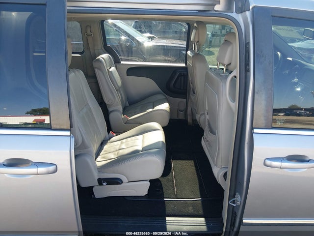 Продаж на аукціоні авто 2013 Chrysler Town & Country Touring, vin: 2C4RC1BG7DR555182, номер лоту: 46229560