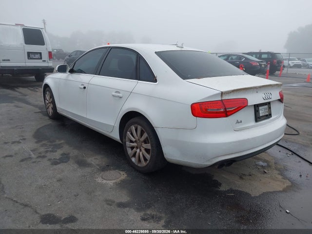 Продажа на аукционе авто 2013 Audi A4 2.0t Premium, vin: WAUAFAFL9DN022997, номер лота: 46229595