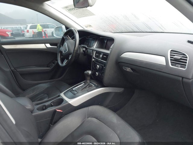 Продажа на аукционе авто 2013 Audi A4 2.0t Premium, vin: WAUAFAFL9DN022997, номер лота: 46229595