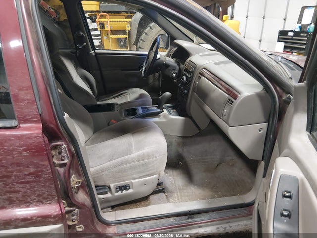 2000 Jeep Grand Cherokee Laredo მანქანა იყიდება აუქციონზე, vin: 1J4GW48NXYC222537, აუქციონის ნომერი: 46229598