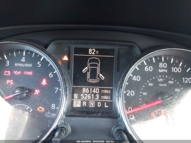 46229602 :رقم المزاد ، JN8AS5MT8BW563186 vin ، 2011 Nissan Rogue Sv مزاد بيع