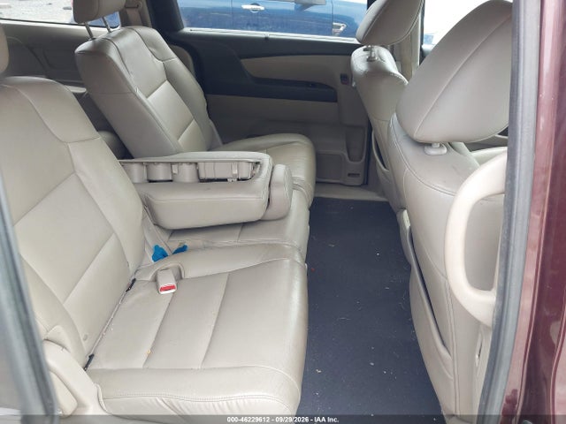 46229612 :رقم المزاد ، 5FNRL5H68FB009463 vin ، 2015 Honda Odyssey Ex-l مزاد بيع