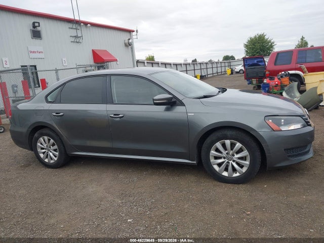 Volkswagen Passat 1.8t Wolfsburg Edition 2014 1VWAT7A37EC114979 Image 13