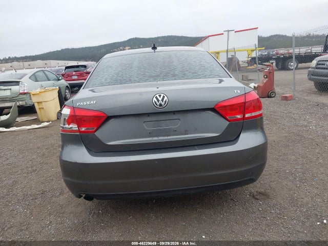 Volkswagen Passat 1.8t Wolfsburg Edition 2014 1VWAT7A37EC114979 Image 16