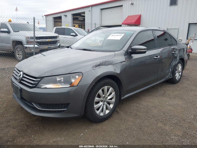 Volkswagen Passat 1.8t Wolfsburg Edition 2014 1VWAT7A37EC114979 Image 2