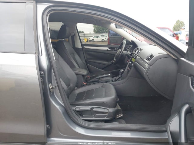Volkswagen Passat 1.8t Wolfsburg Edition 2014 1VWAT7A37EC114979 Image 5