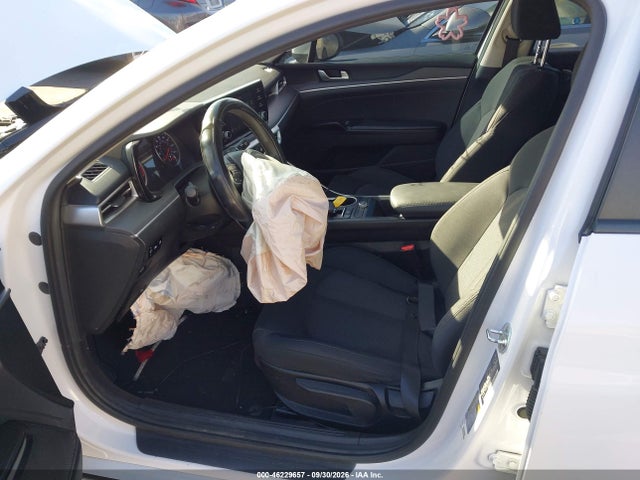 5XXG14J24NG112728 KIA K5 LXS