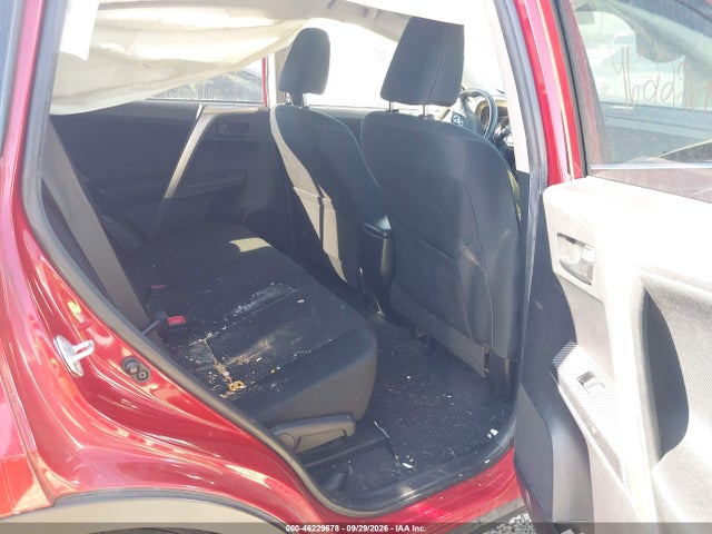 46229678 :رقم المزاد ، JTMZFREV6FJ032436 vin ، 2015 Toyota Rav4 Le مزاد بيع