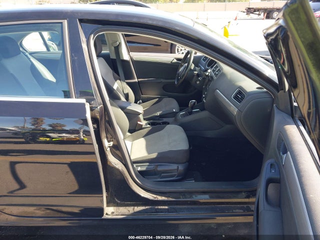 Продаж на аукціоні авто 2017 Volkswagen Jetta 1.4t S, vin: 3VW2B7AJ5HM389484, номер лоту: 46229704