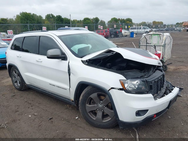 Auction sale of the 2013 Jeep Grand Cherokee Laredo Trailhawk, vin: 1C4RJFAG2DC602924, lot number: 46229761