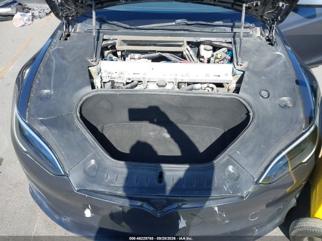 Продажа на аукционе авто 2023 Tesla Model S Dual Motor All-wheel Drive/standard Range, vin: 5YJSA1E50PF501112, номер лота: 46229768