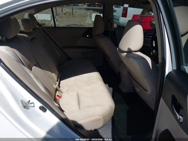 Продажа на аукционе авто 2015 Honda Accord Lx, vin: 1HGCR2F38FA070544, номер лота: 46229787