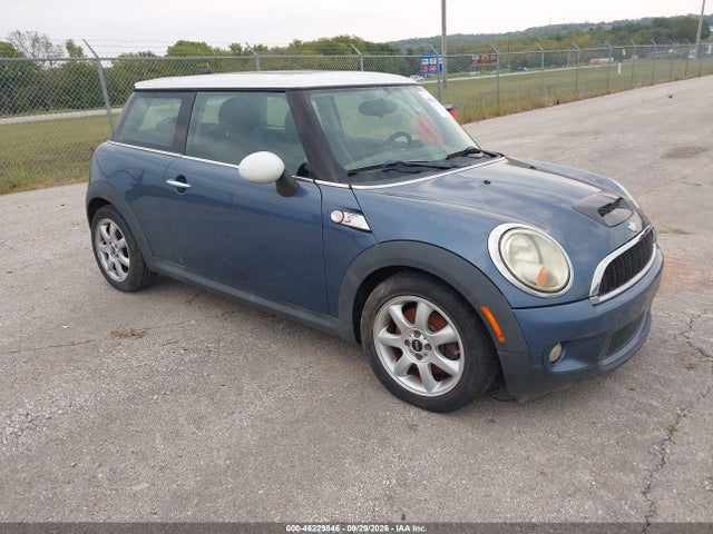 2010 Mini Cooper S მანქანა იყიდება აუქციონზე, vin: WMWMF7C54ATX43452, აუქციონის ნომერი: 46229846