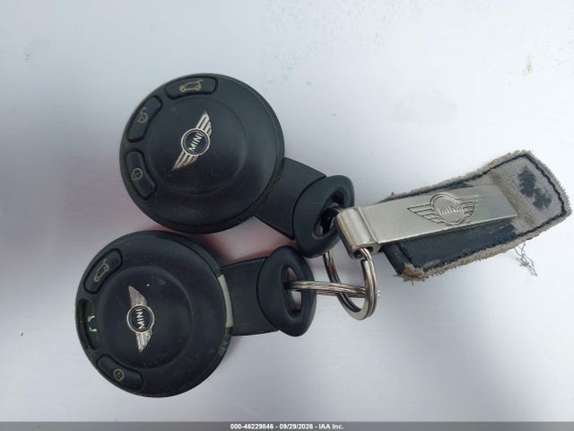2010 Mini Cooper S მანქანა იყიდება აუქციონზე, vin: WMWMF7C54ATX43452, აუქციონის ნომერი: 46229846
