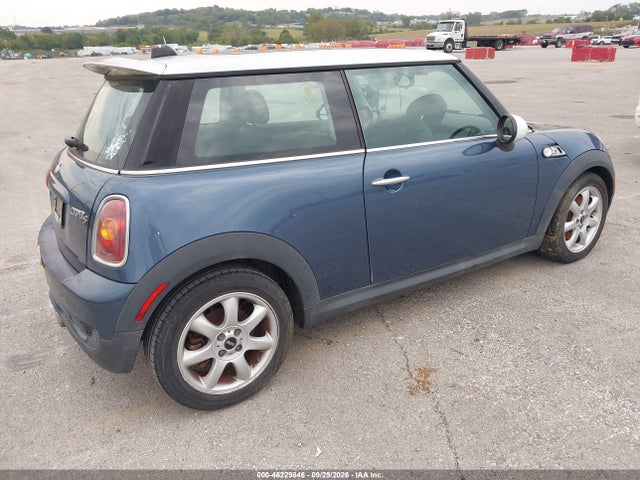 2010 Mini Cooper S მანქანა იყიდება აუქციონზე, vin: WMWMF7C54ATX43452, აუქციონის ნომერი: 46229846