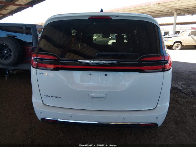 Chrysler Pacifica Select 2025 2C4RC1BG6SR615837 Image 12