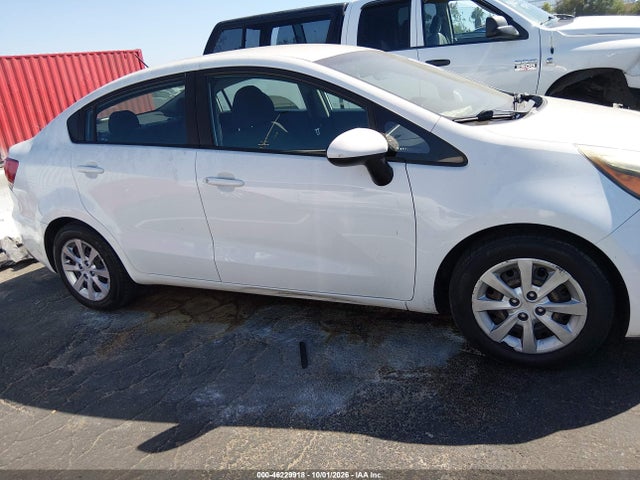 KIA RIO LX 2016 KNADM4A37G6685527 Image 13