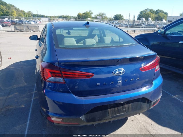 2020 Hyundai Elantra Sel მანქანა იყიდება აუქციონზე, vin: 5NPD84LF1LH543415, აუქციონის ნომერი: 46229941