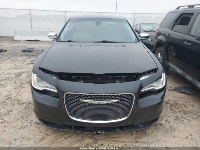 46230030 :رقم المزاد ، 2C3CCAKGXJH170372 vin ، 2018 Chrysler 300 Limited Awd مزاد بيع