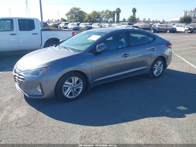 5NPD84LF0KH476742 Hyundai ELANTRA SEL