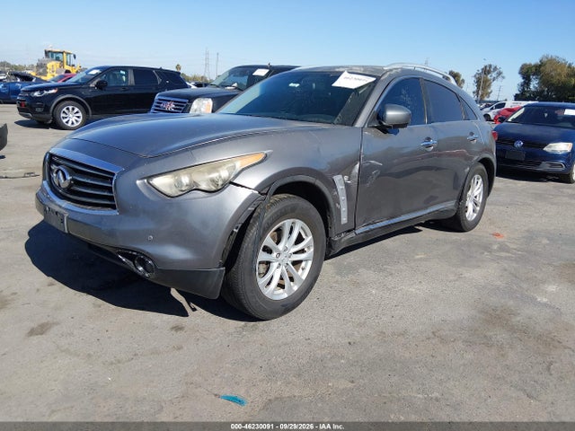 Infiniti QX70 2014 JN8CS1MU9EM451331 Image 2