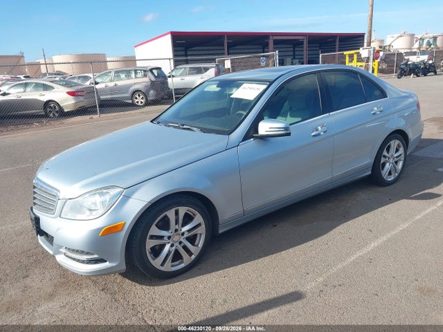 Aukcja sprzedaży 2013 Mercedes-benz C 250 Luxury/sport, vin: WDDGF4HB4DR268485, numer aukcji: 46230120