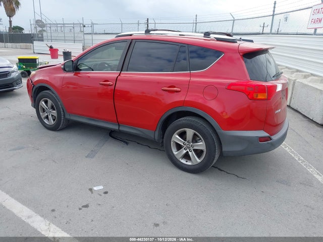 Toyota Rav4 Xle 2015 JTMWFREV7FD051921 Image 3