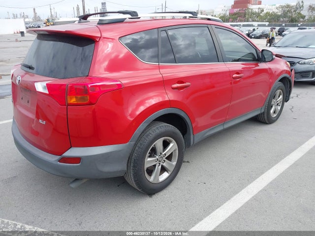 Toyota Rav4 Xle 2015 JTMWFREV7FD051921 Image 4