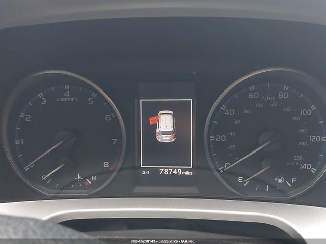 JTMZFREV5JJ171563 Toyota RAV4 LE