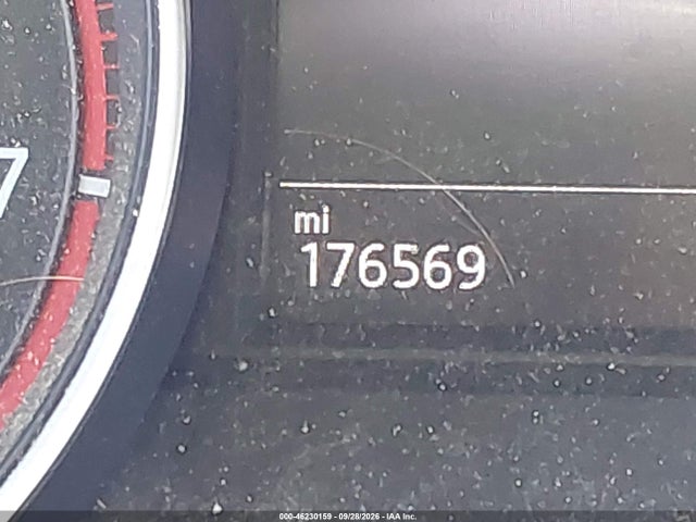 3VW5T7AU9FM070283 Volkswagen Golf Gti 2.0t S 4-door