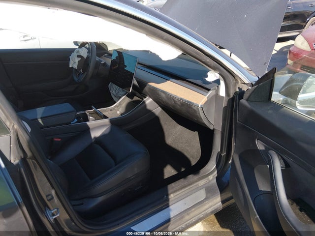 2020 Tesla Model 3 Standard Range Plus Rear-wheel Drive/standard Range Rear-wheel Drive მანქანა იყიდება აუქციონზე, vin: 5YJ3E1EA8LF590301, აუქციონის ნომერი: 46230166