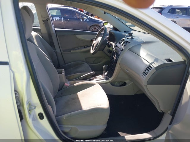 46230169 :رقم المزاد ، 2T1BU4EE1AC385097 vin ، 2010 Toyota Corolla Le مزاد بيع