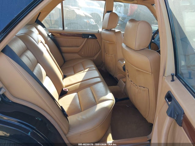 Продажа на аукционе авто 1991 Mercedes-benz 300 E, vin: WDBEA30D0MB381199, номер лота: 46230179