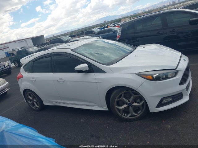 Aukcja sprzedaży 2017 Ford Focus St, vin: 1FADP3L95HL299879, numer aukcji: 46230200