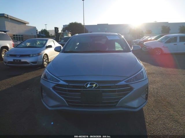 2020 Hyundai Elantra Sel მანქანა იყიდება აუქციონზე, vin: KMHD84LF9LU072597, აუქციონის ნომერი: 46230216