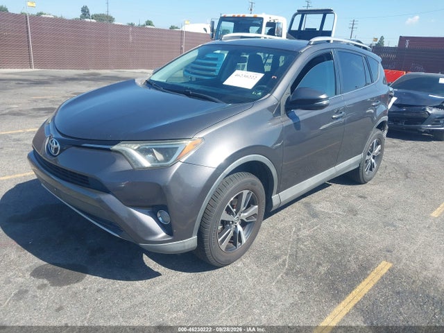 Toyota Rav4 Xle 2016 2T3WFREV2GW268426 Image 2