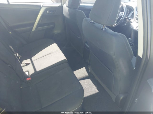 Toyota Rav4 Xle 2016 2T3WFREV2GW268426 Image 8