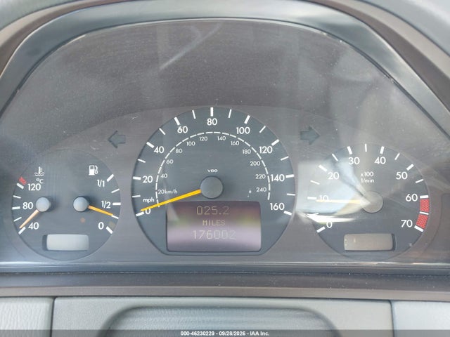 46230229 :رقم المزاد ، WDBJF70JX1B220593 vin ، 2001 Mercedes-benz E 430 مزاد بيع