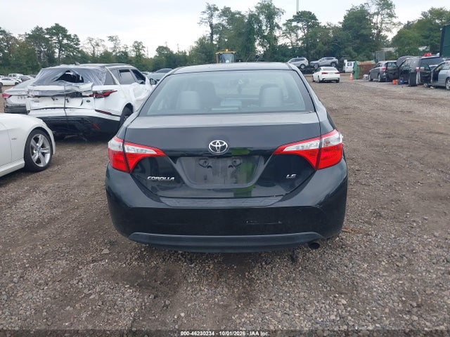 46230234 :رقم المزاد ، 5YFBURHE3FP303709 vin ، 2015 Toyota Corolla Le مزاد بيع