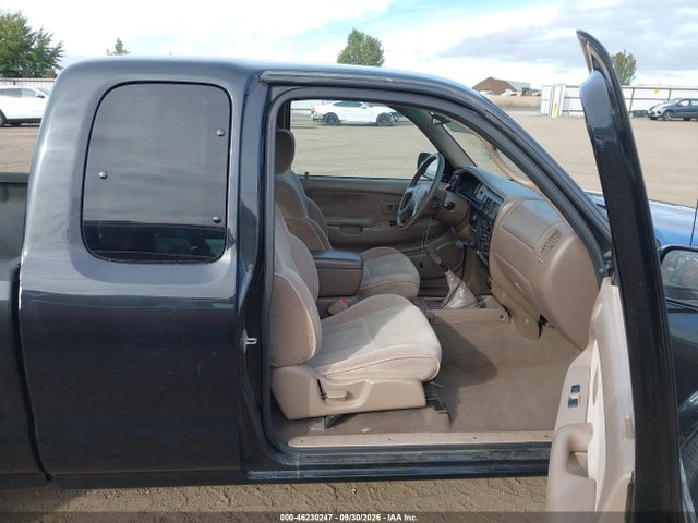 Продажа на аукционе авто 2001 Toyota Tacoma S-runner, vin: 5TEVN52N71Z770047, номер лота: 46230247