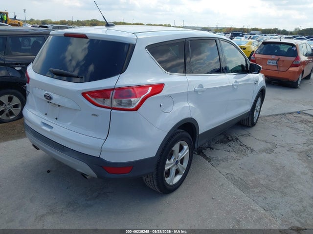 1FMCU0G7XFUA07801 Ford ESCAPE SE