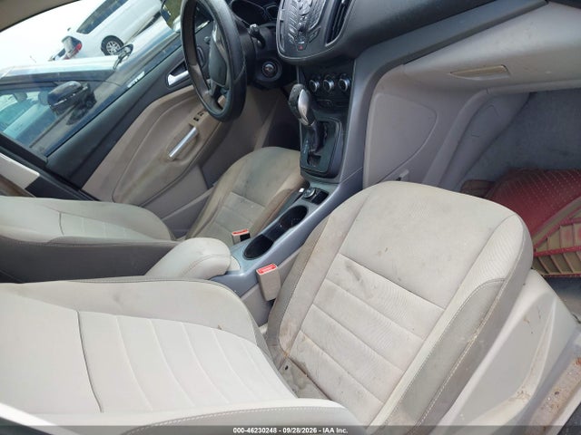 1FMCU0G7XFUA07801 Ford ESCAPE SE