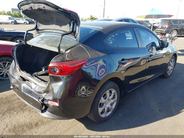 Продажа на аукционе авто 2015 Mazda Mazda3 I Sport, vin: JM1BM1U73F1229429, номер лота: 46230260