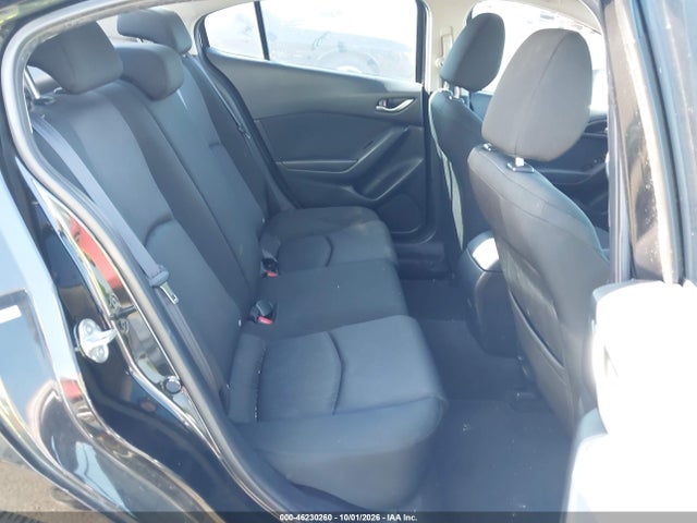 Продажа на аукционе авто 2015 Mazda Mazda3 I Sport, vin: JM1BM1U73F1229429, номер лота: 46230260