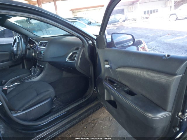 2013 Dodge Avenger Se მანქანა იყიდება აუქციონზე, vin: 1C3CDZAB9DN657642, აუქციონის ნომერი: 46230262
