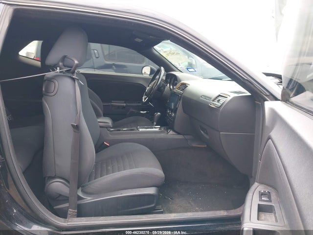Продаж на аукціоні авто 2012 Dodge Challenger Sxt, vin: 2C3CDYAGXCH128360, номер лоту: 46230270