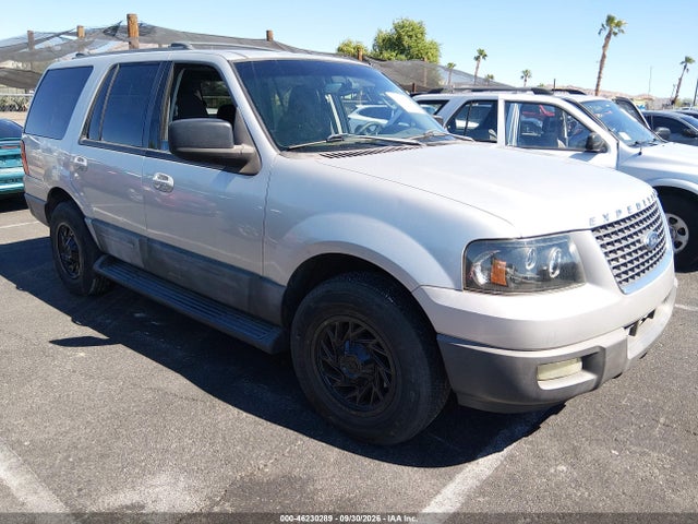 Продаж на аукціоні авто 2004 Ford Expedition Xlt, vin: 1FMEU15W44LA22273, номер лоту: 46230289