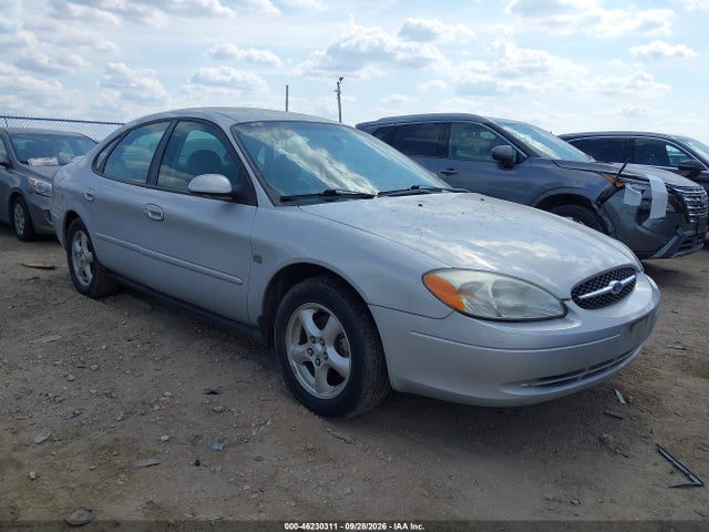 46230311 :رقم المزاد ، 1FAFP55SX2A109162 vin ، 2002 Ford Taurus Ses مزاد بيع